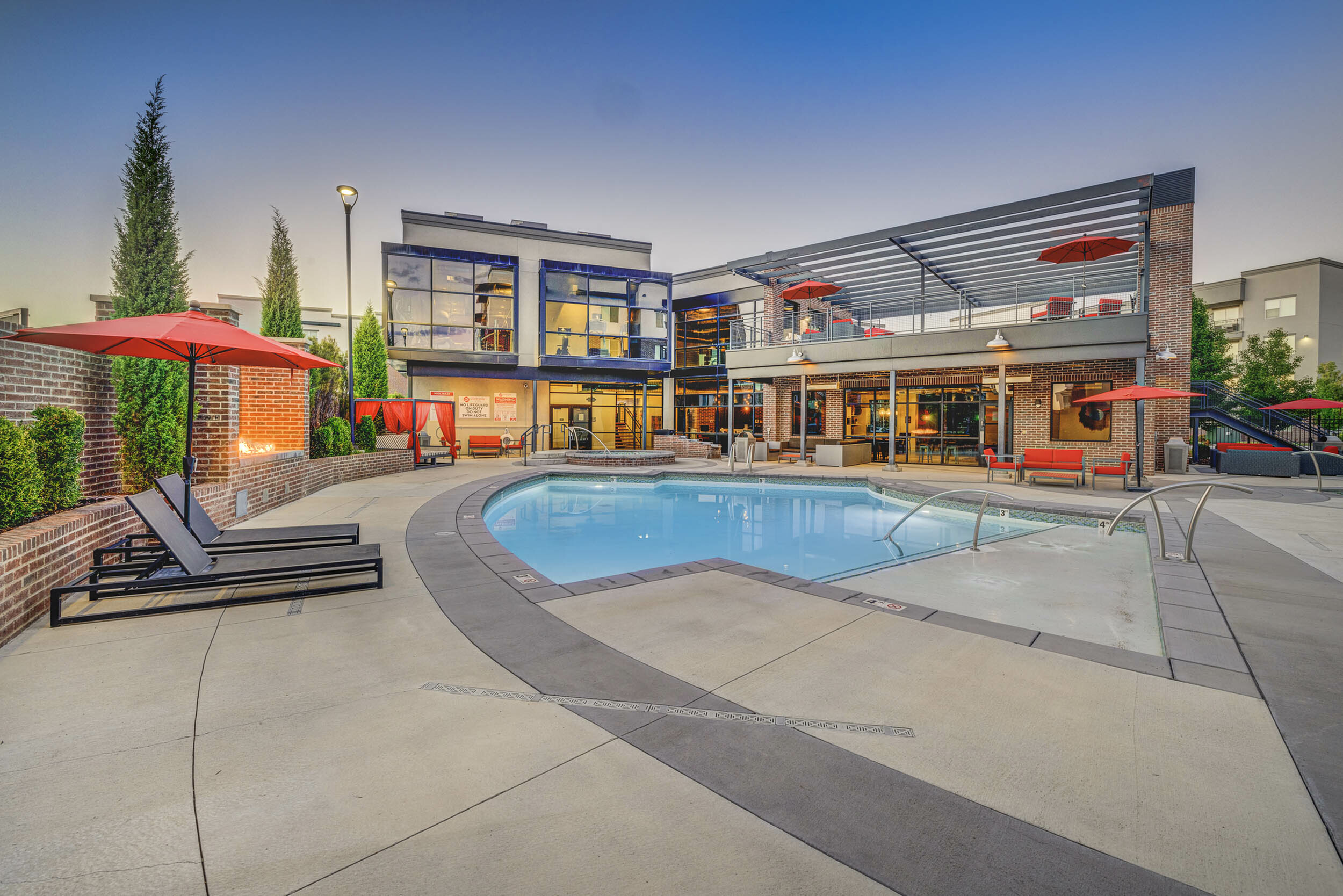 Resort-Style Pool & Spa at Parkway Lofts