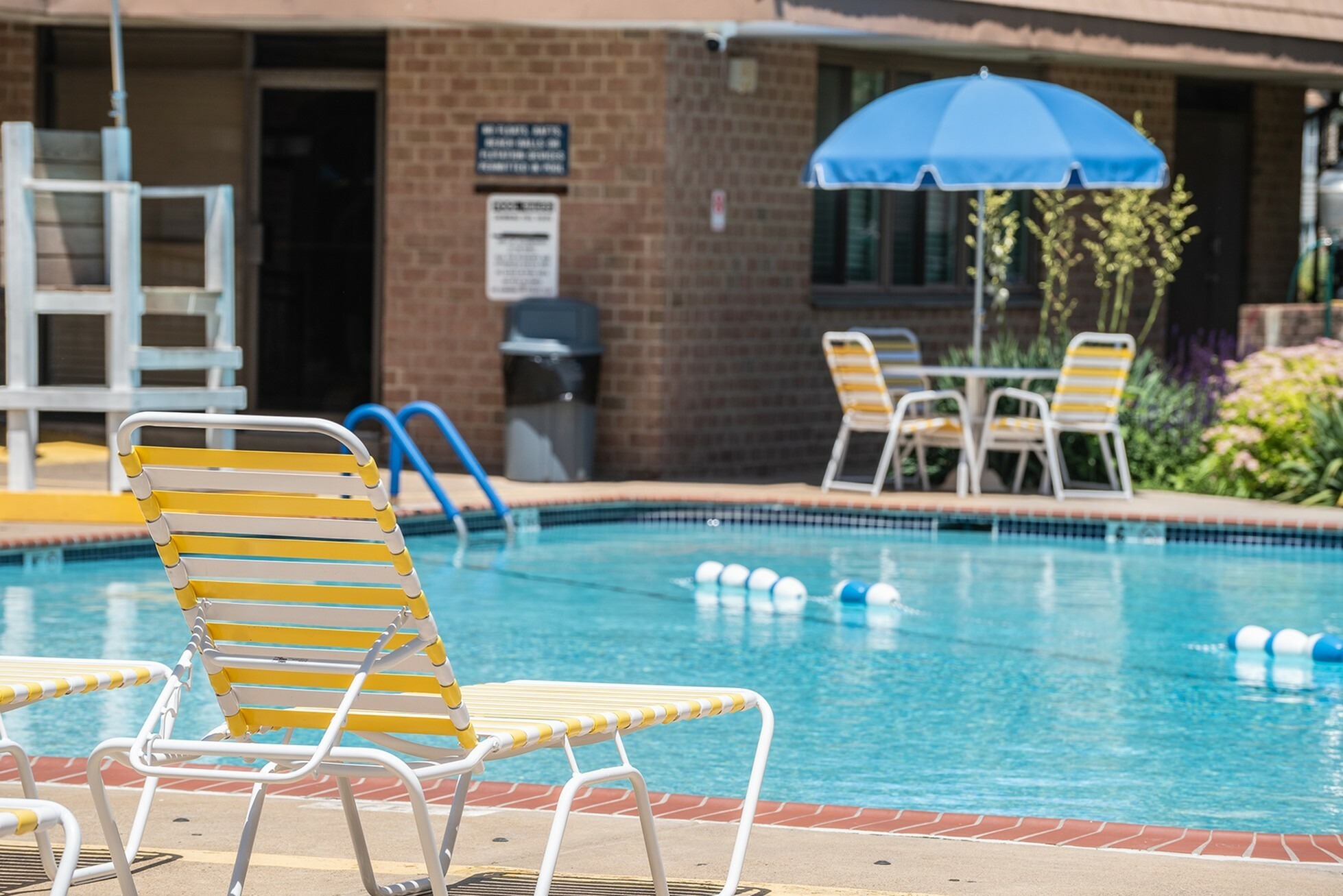 Delaire Landing Riverside Resort Style Pool Seating