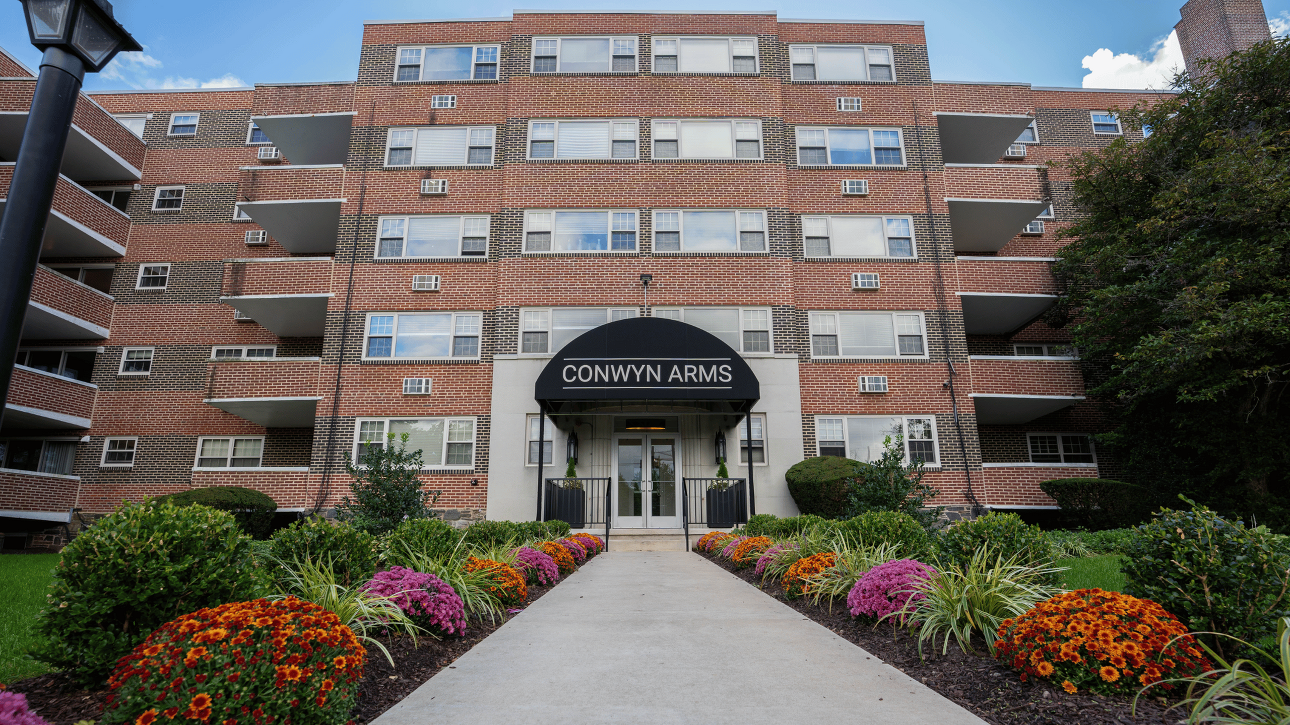 Conwyn Arms Apartments