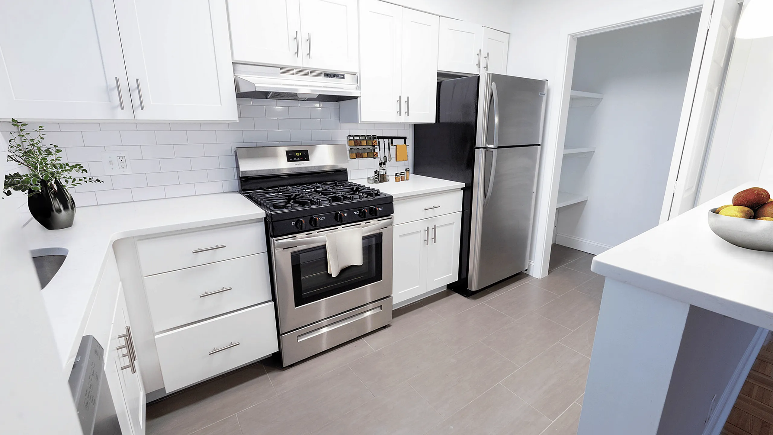 Main Line 2 Bedroom Apartments