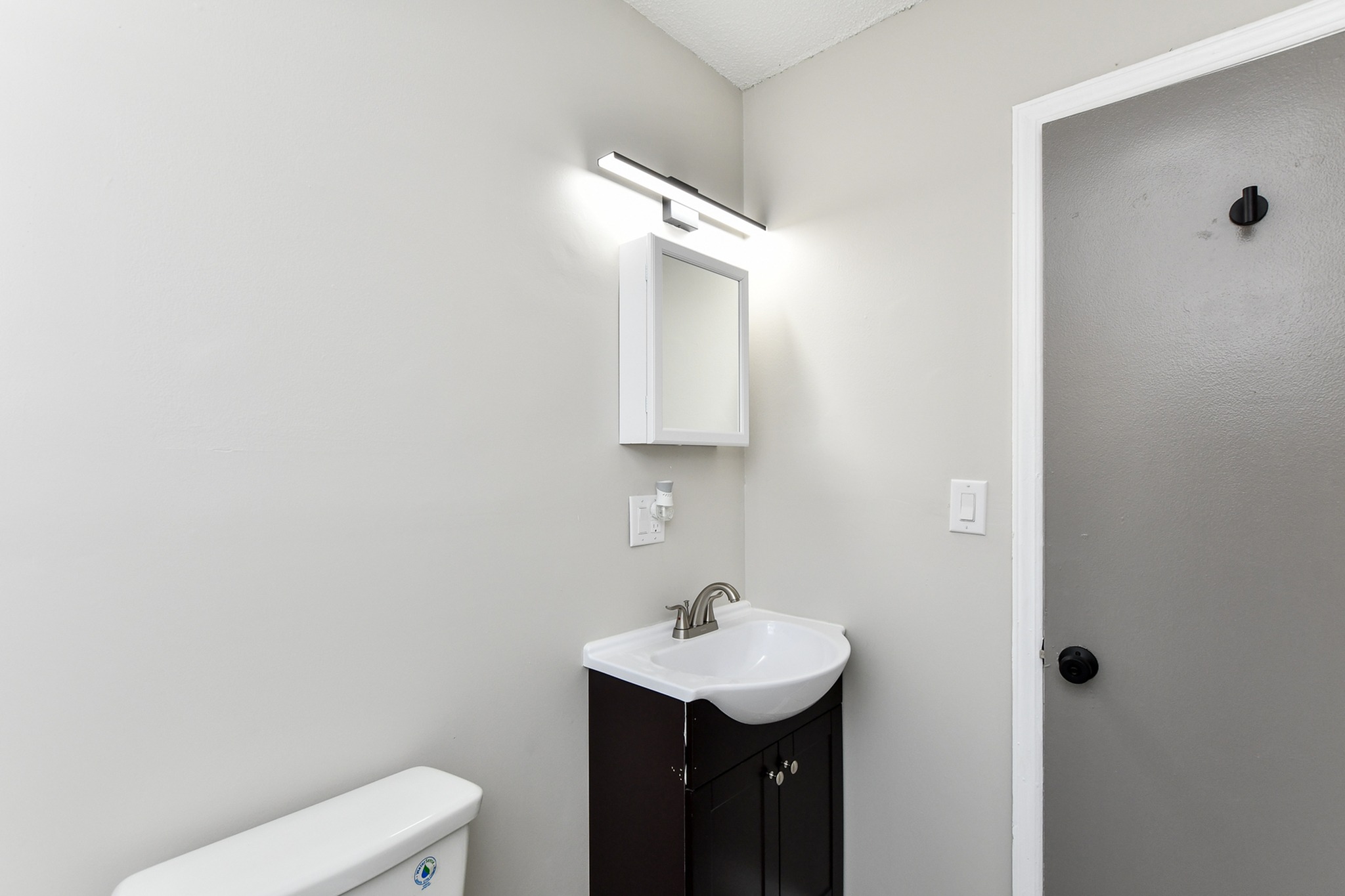 Bathroom (2)