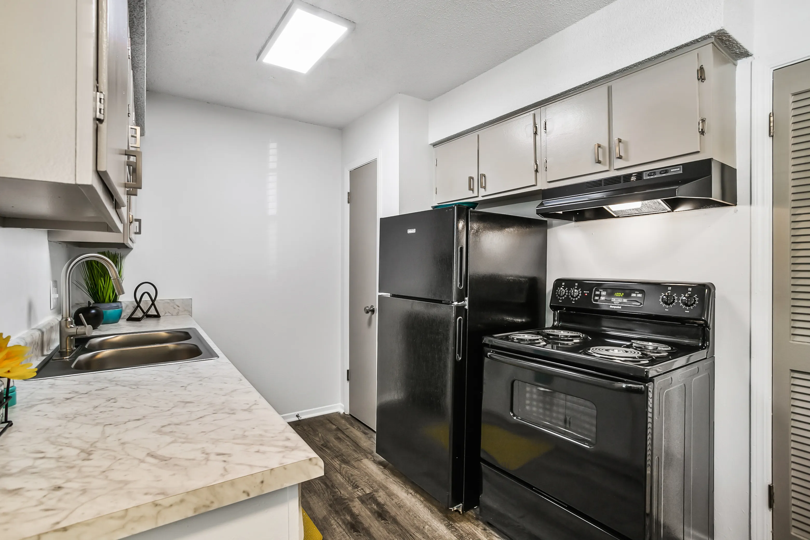 Kitchen (3)