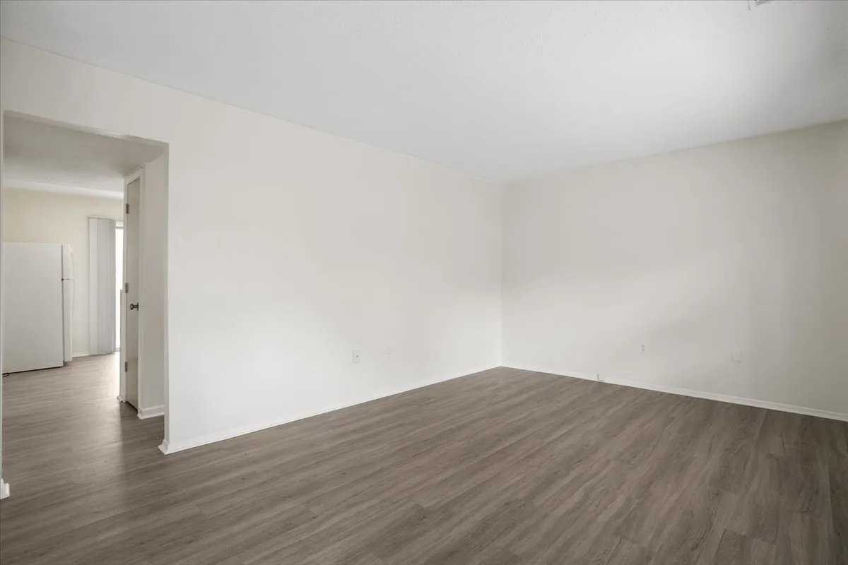 Living Room (1)