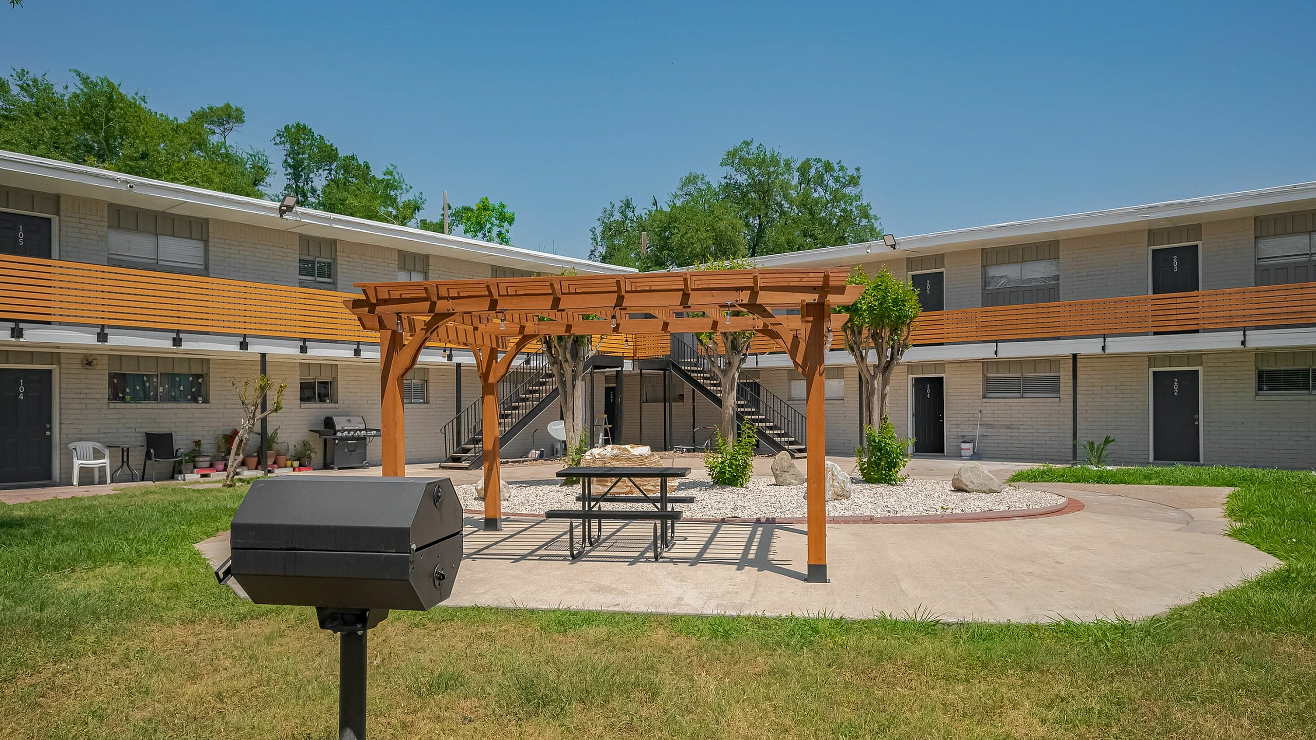 BBQ Area with Pergola