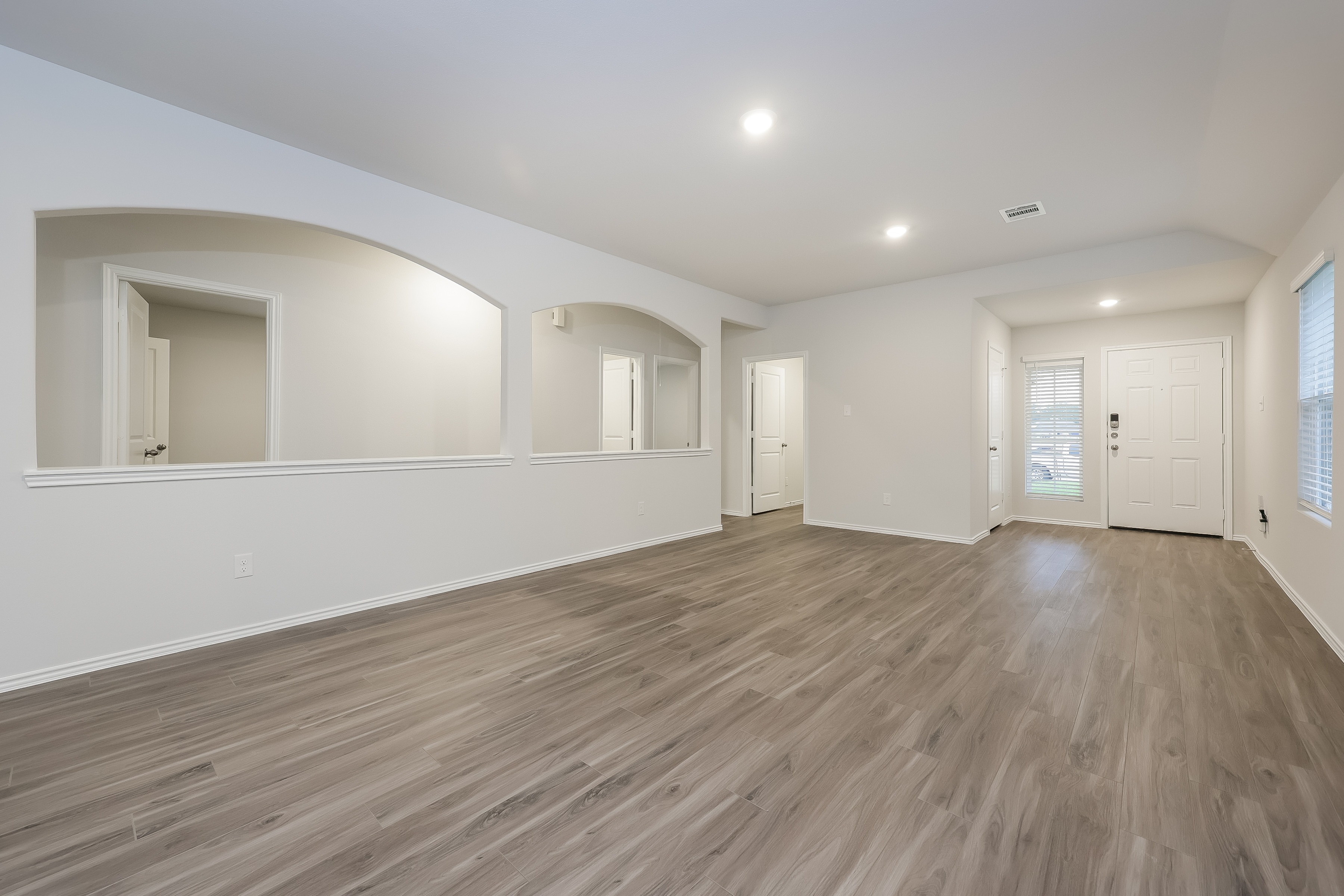 Lamar 4 Bed Crimson Lake Estates