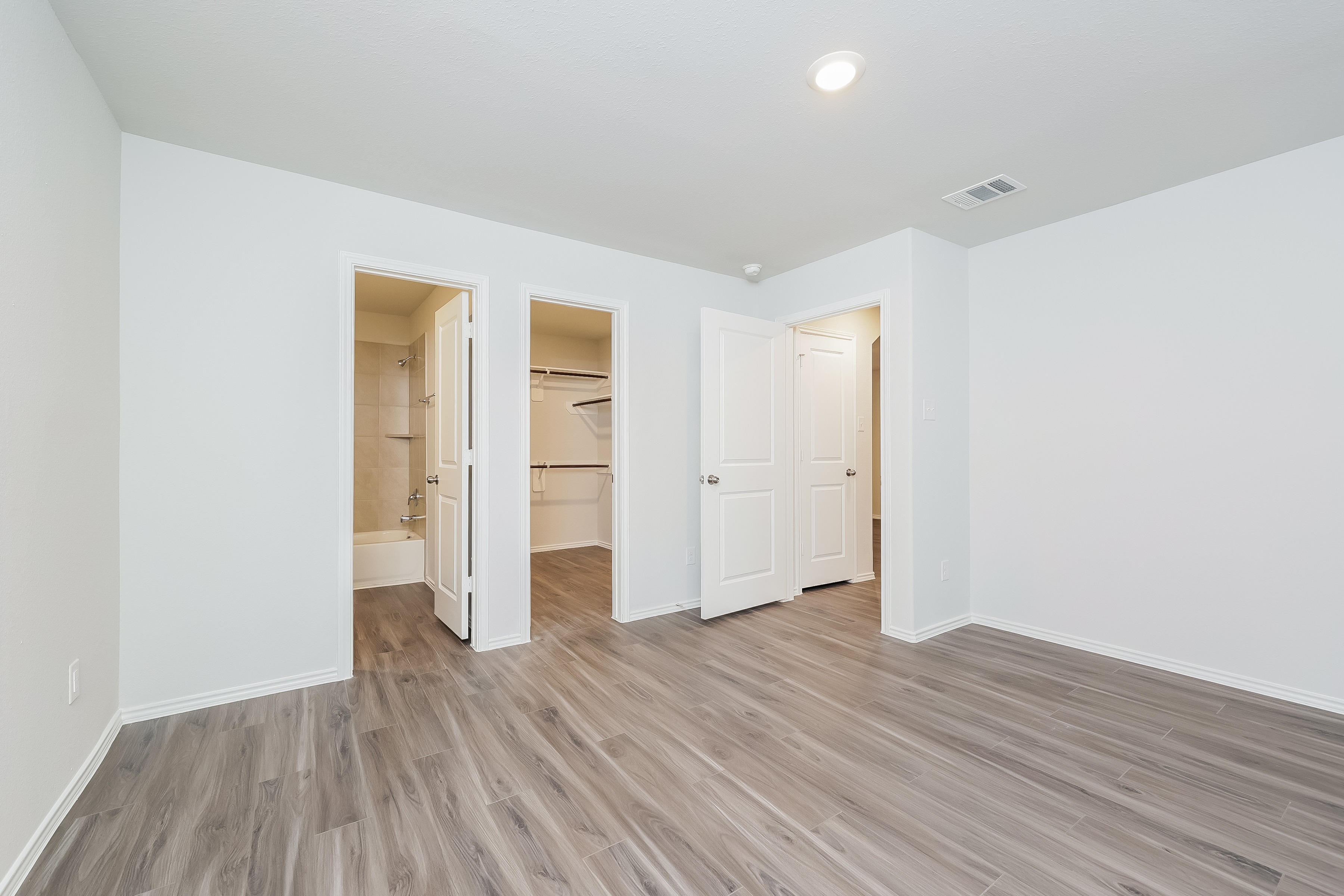 Darrel III 4 Bed Crimson Lake Estates