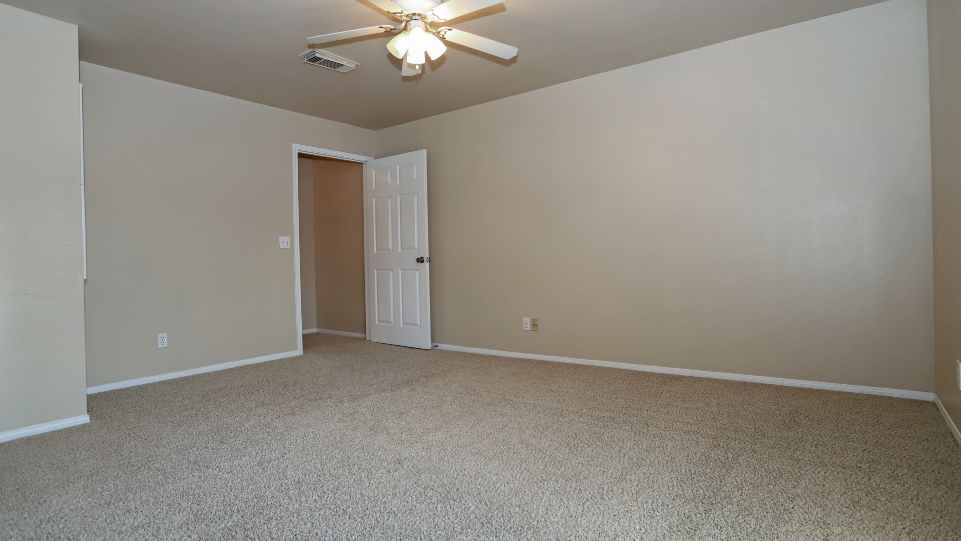 Seventy50 Interior Room