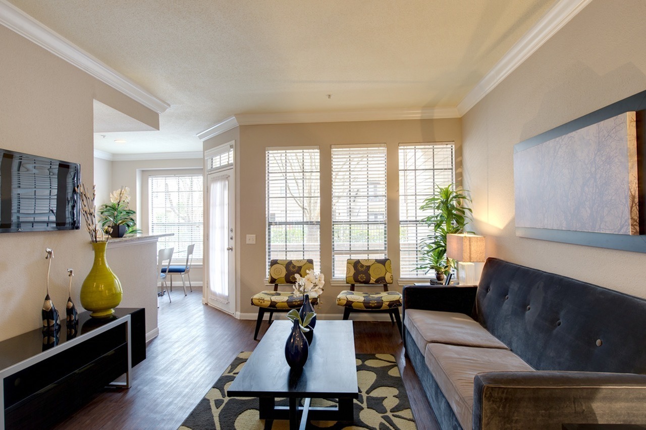 Greenbriar Park Apartments Photo Gallery | Houston, TX