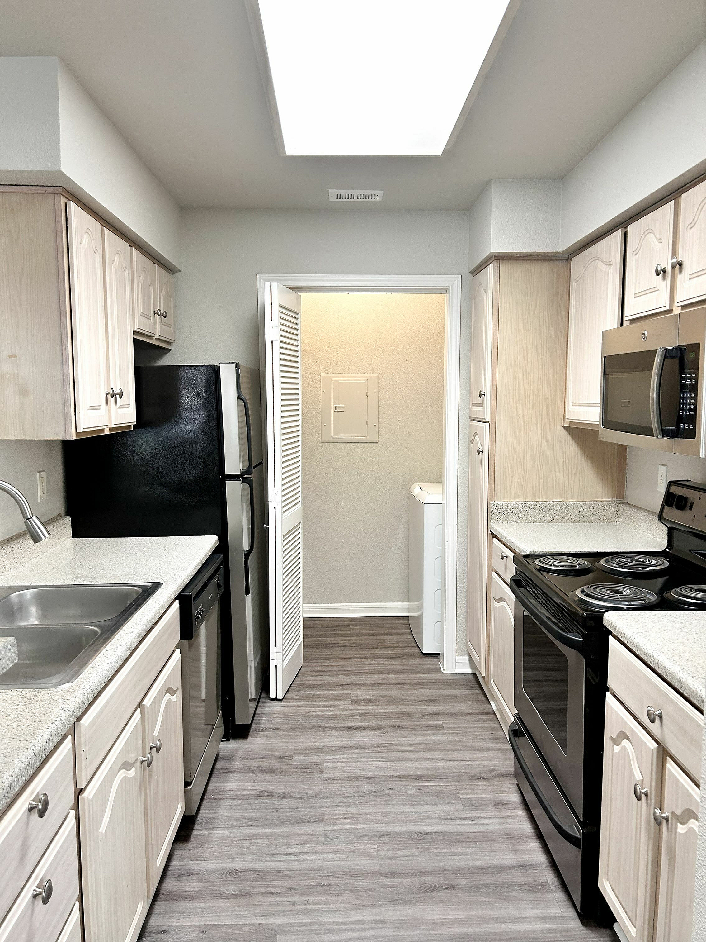 B1 - Kitchen