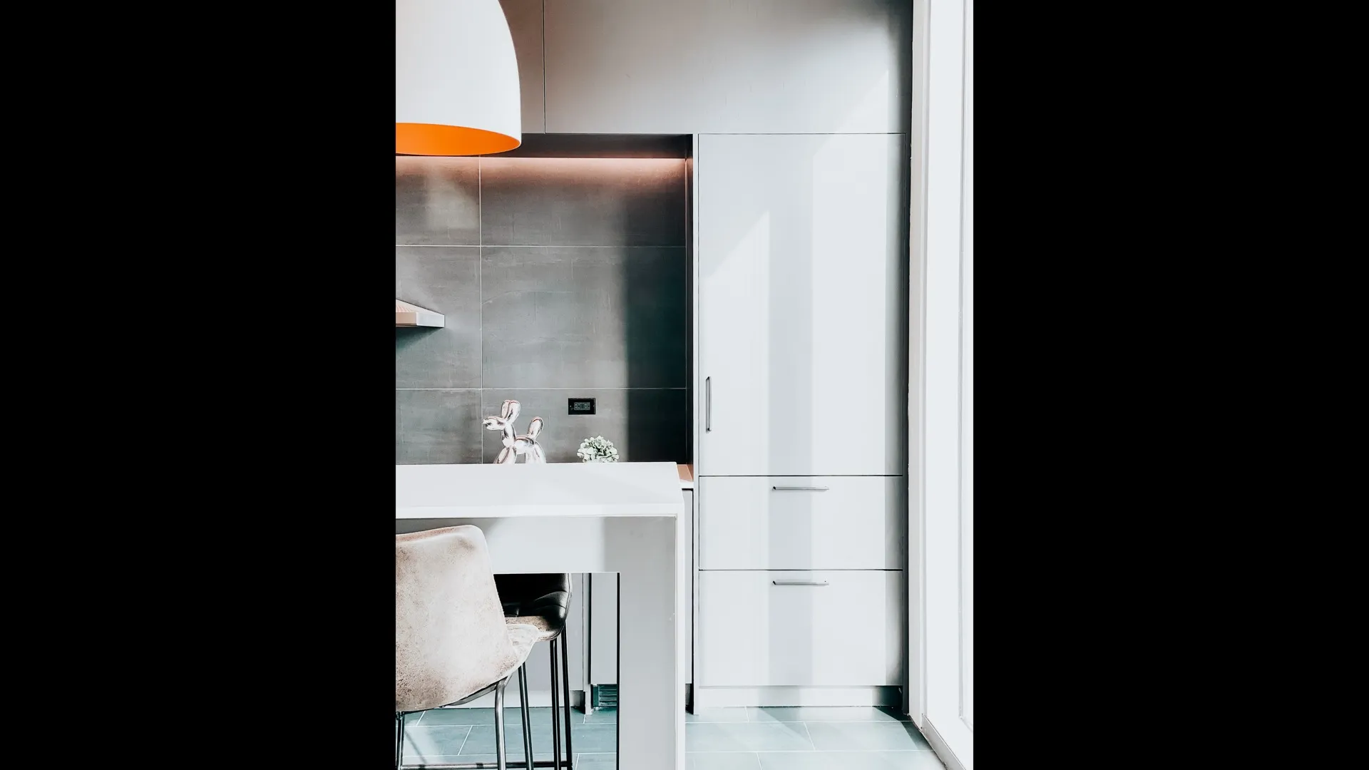 Lounge Kitchen