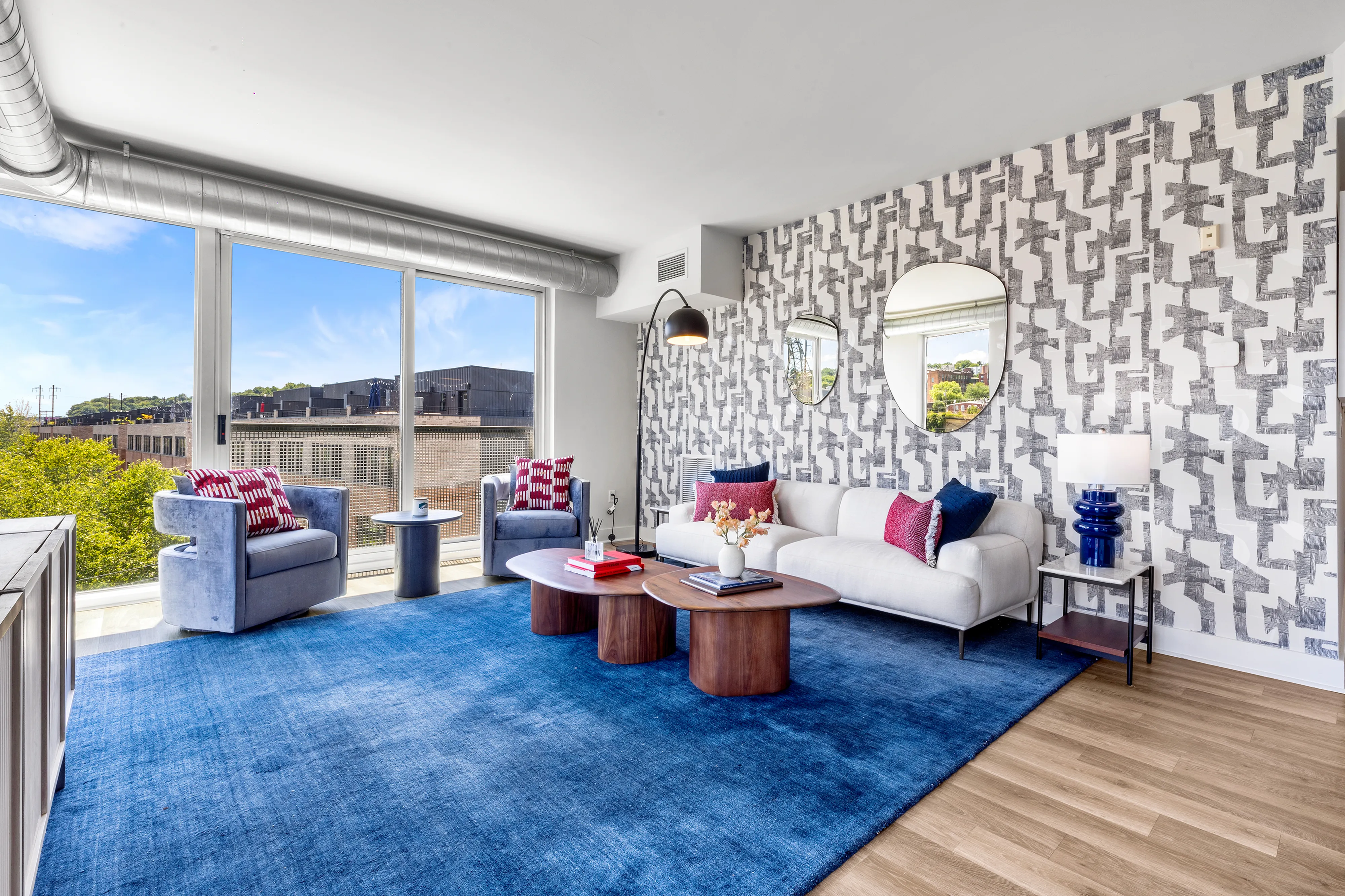 Image of Soaring 9’ Ceilings and Expansive Windows for Apex Manayunk
