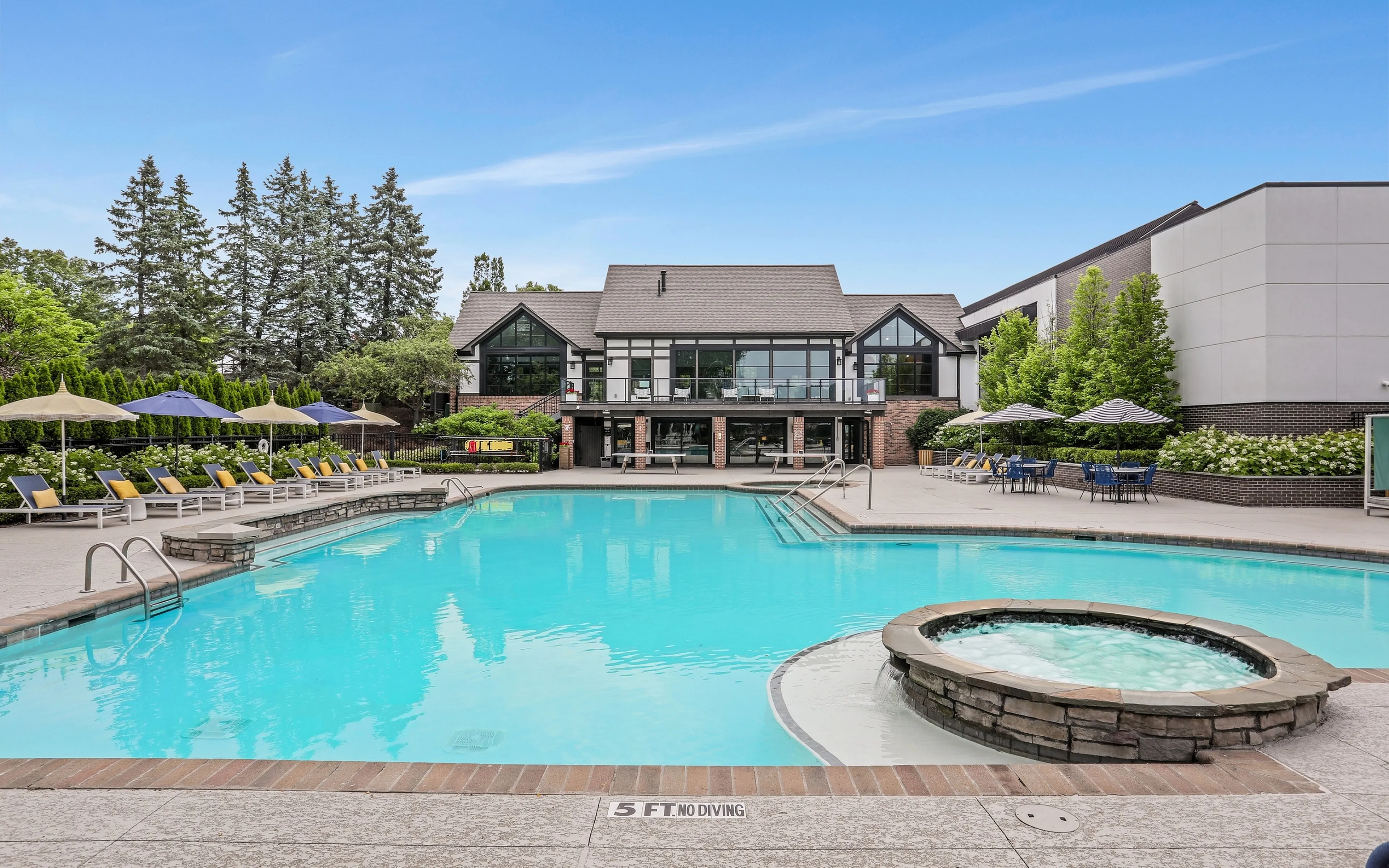 pool