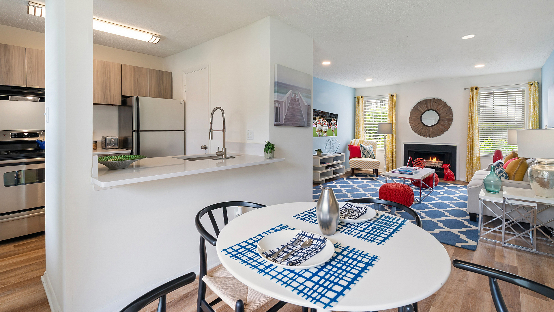 dining area and kitchen in the background