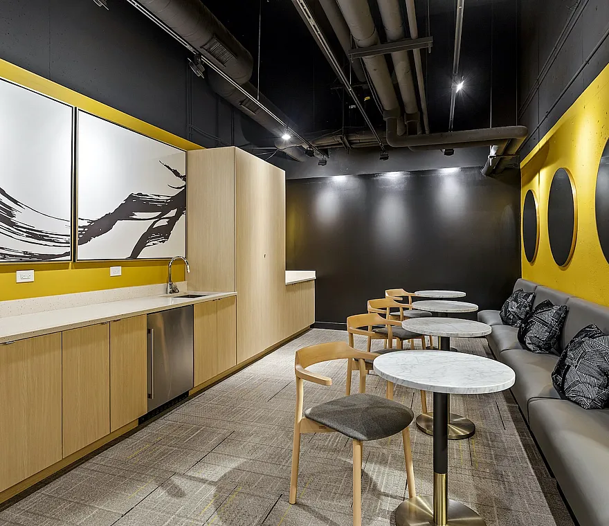 1250 LaSalle - Contemporary Lounge