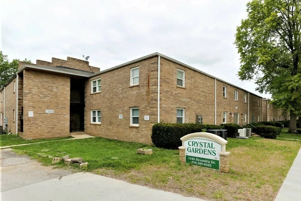 Crystal Gardens Apartments In Lexington, KY