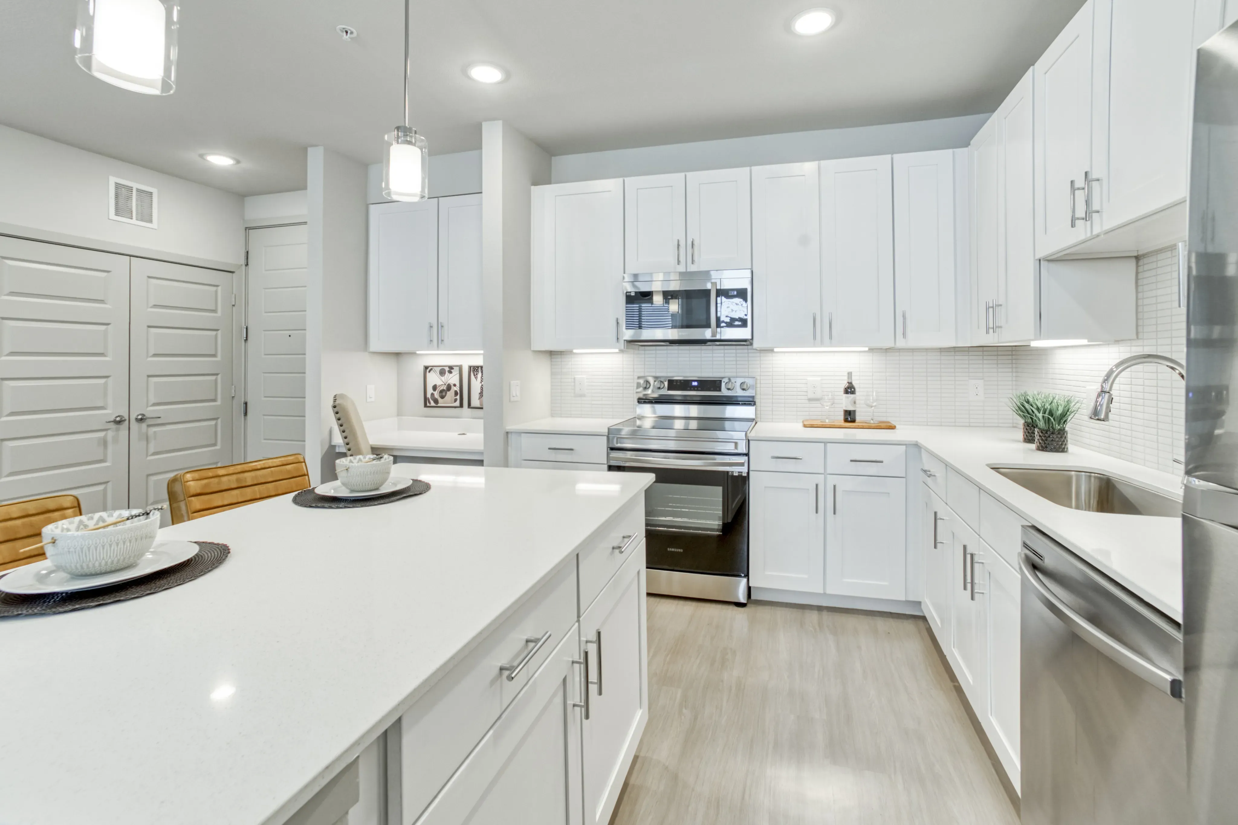 Under Mount Kitchen Lighting