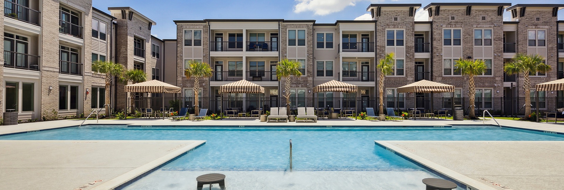 Resort Style Swimming Pool