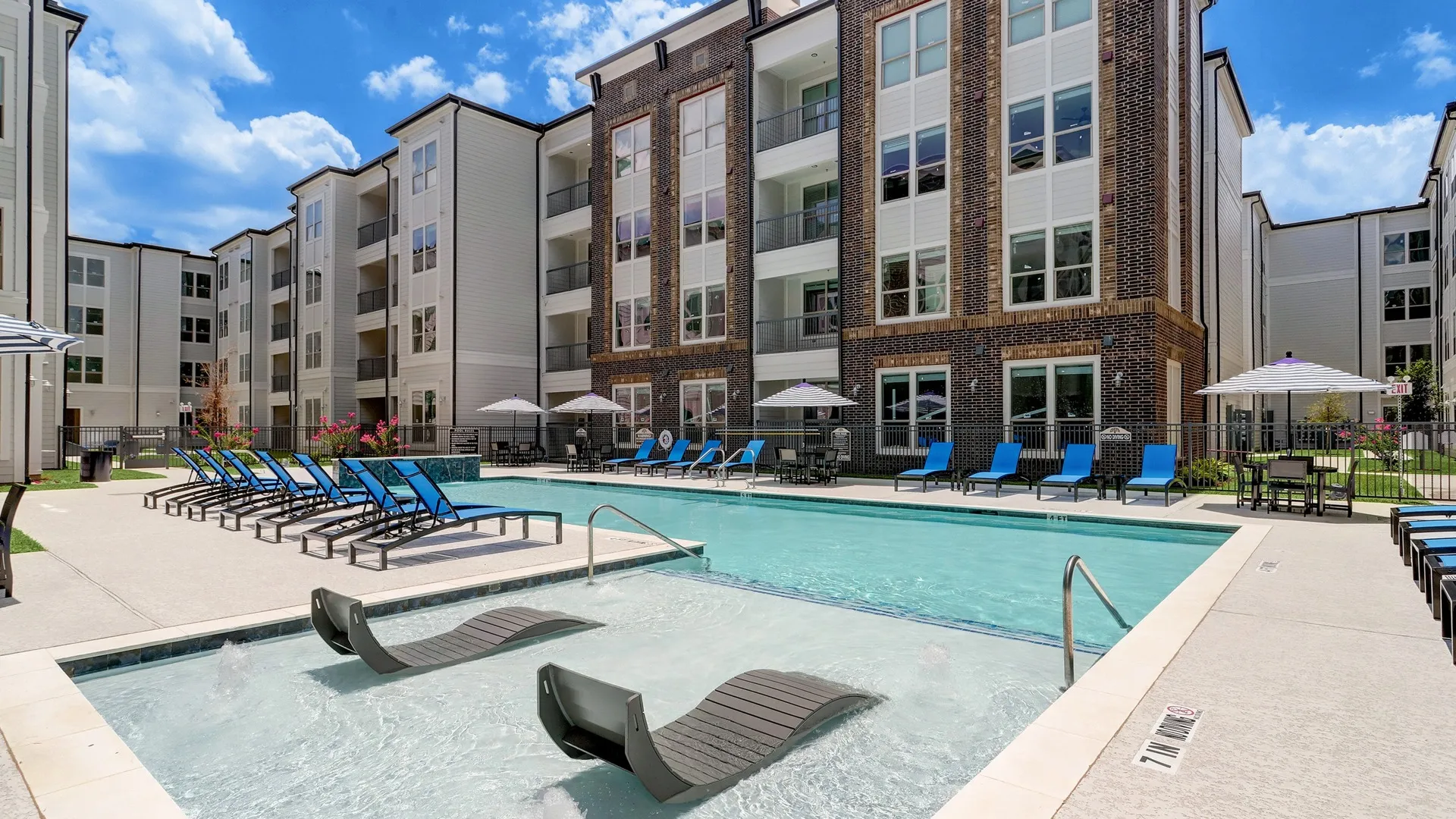 Resort Style Swimming Pool