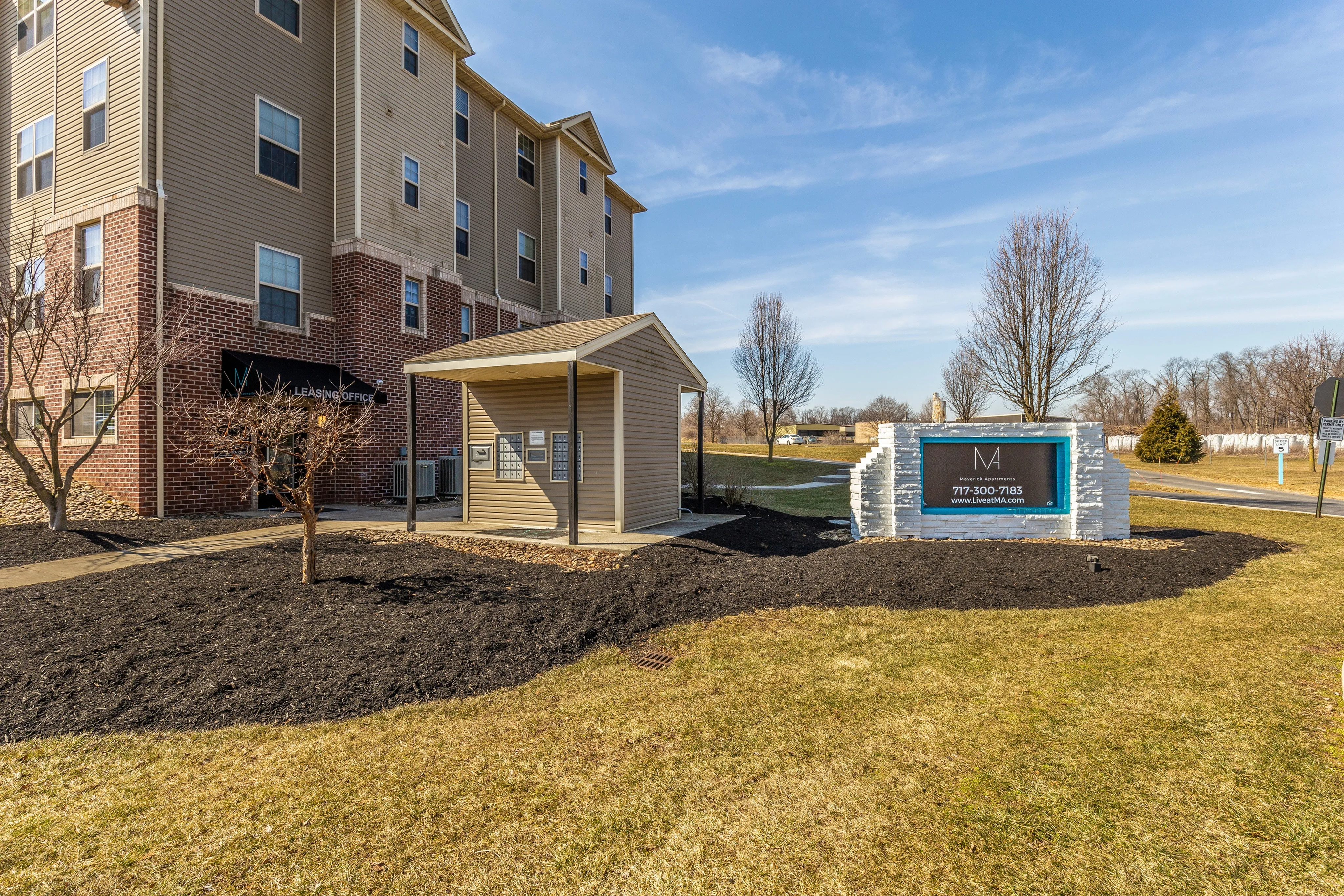 Exterior Leasing Office