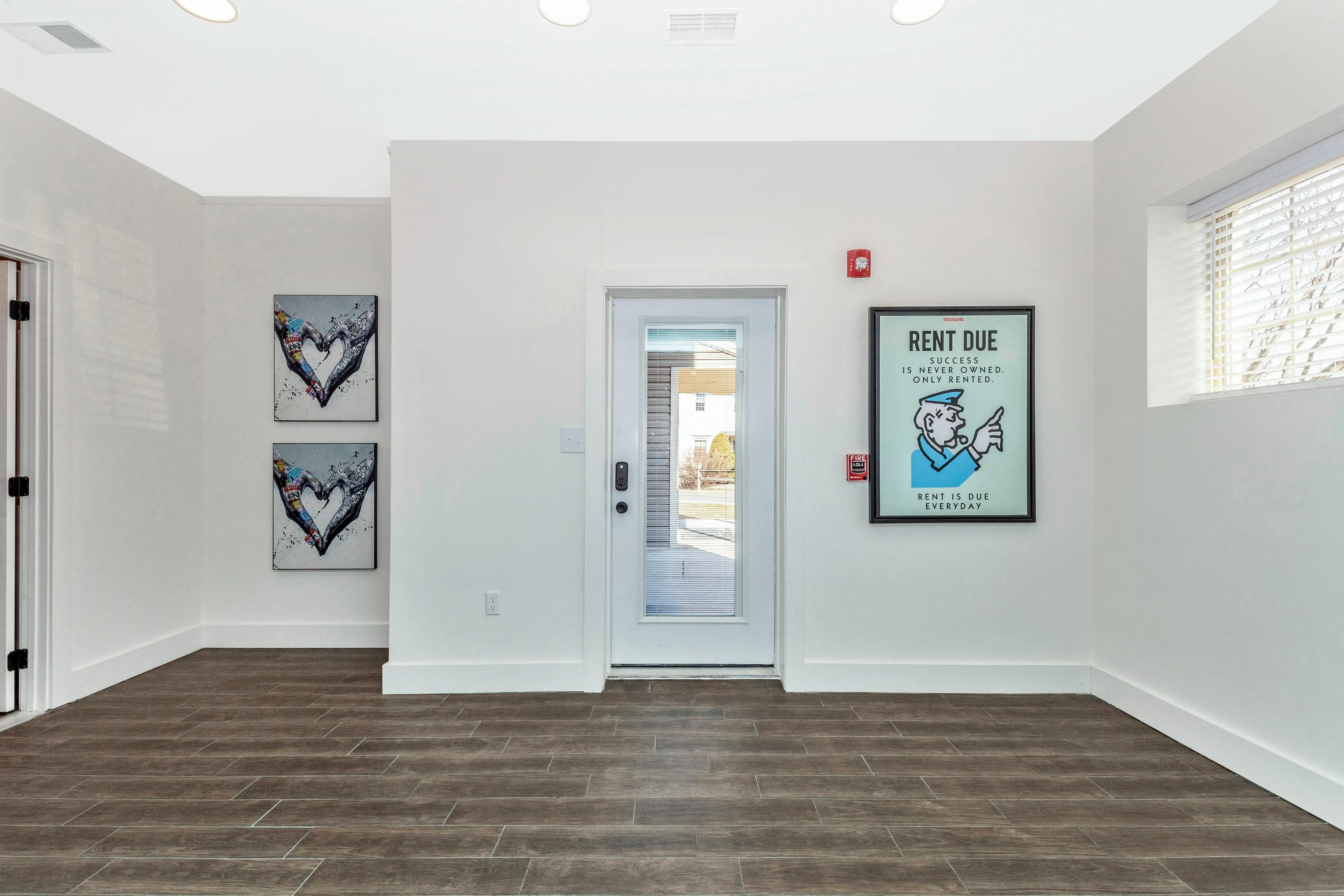 Leasing Office