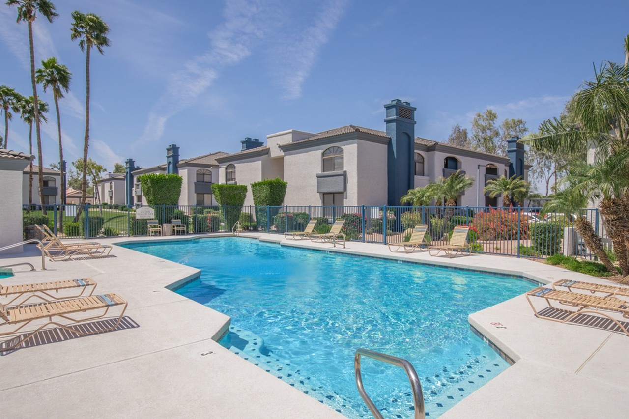 Rise Suncrest Apartments in Tempe, AZ | Official Site