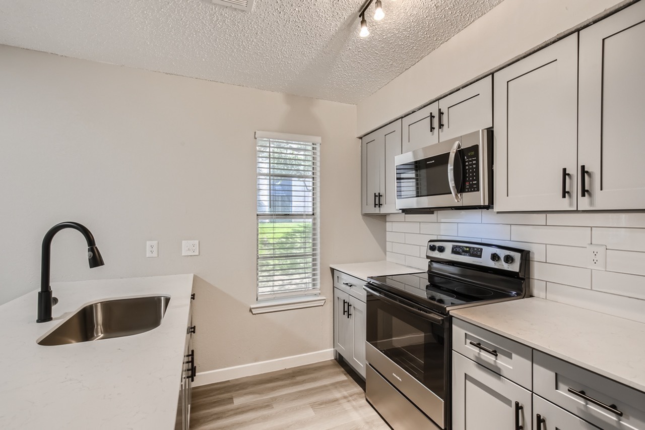 Indulge in Our Gallery — Apartment Life at Rise at Bedford