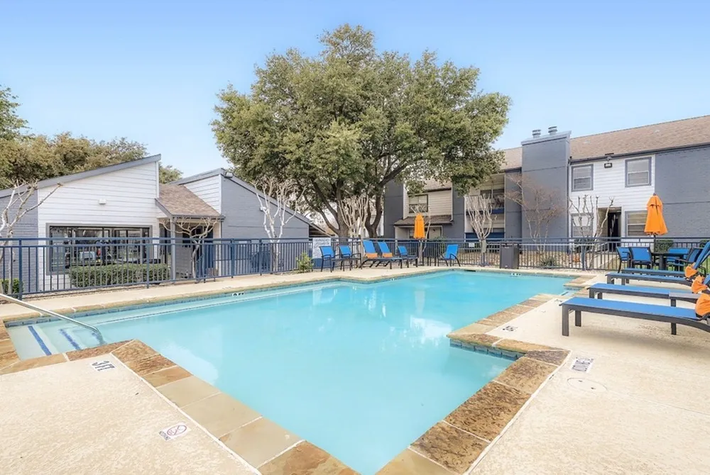 Sparkling Swimming Pool