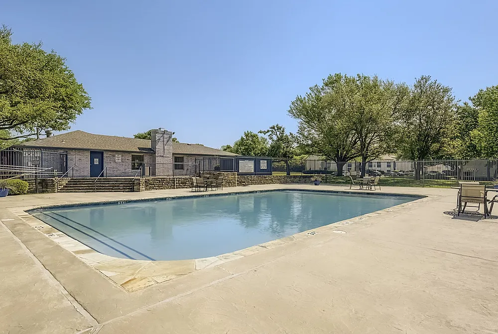 Sparking Swimming Pool