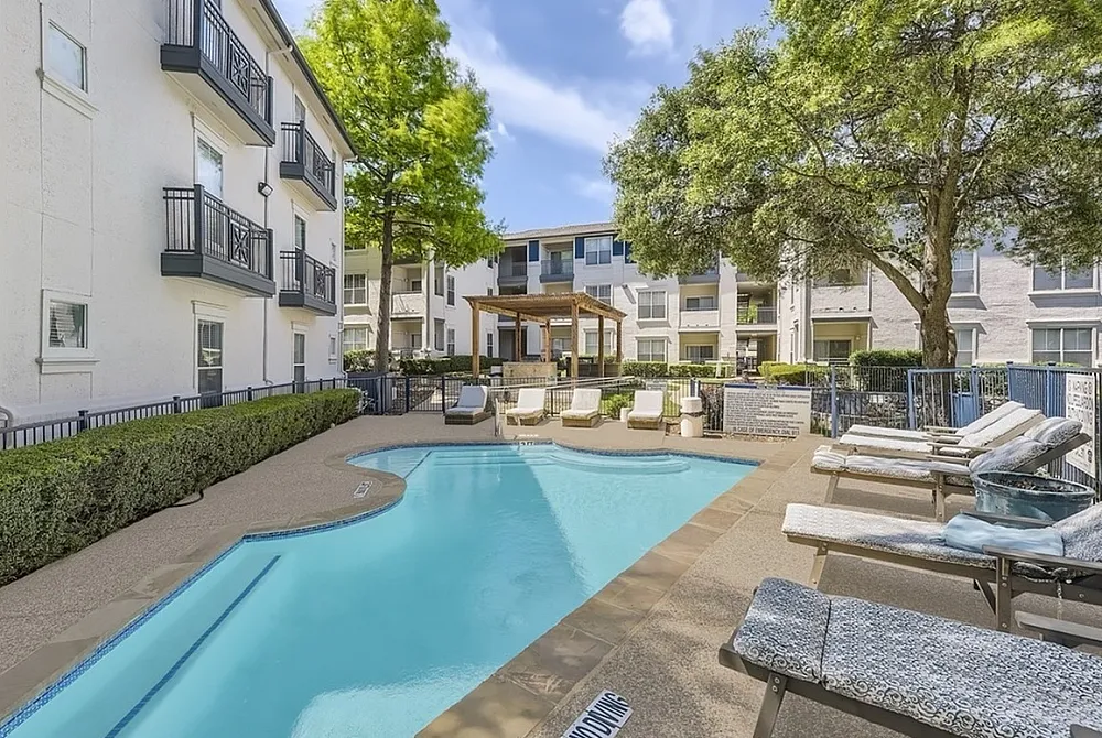 Sparkling Swimming Pool
