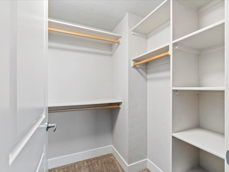 Walk In Closet