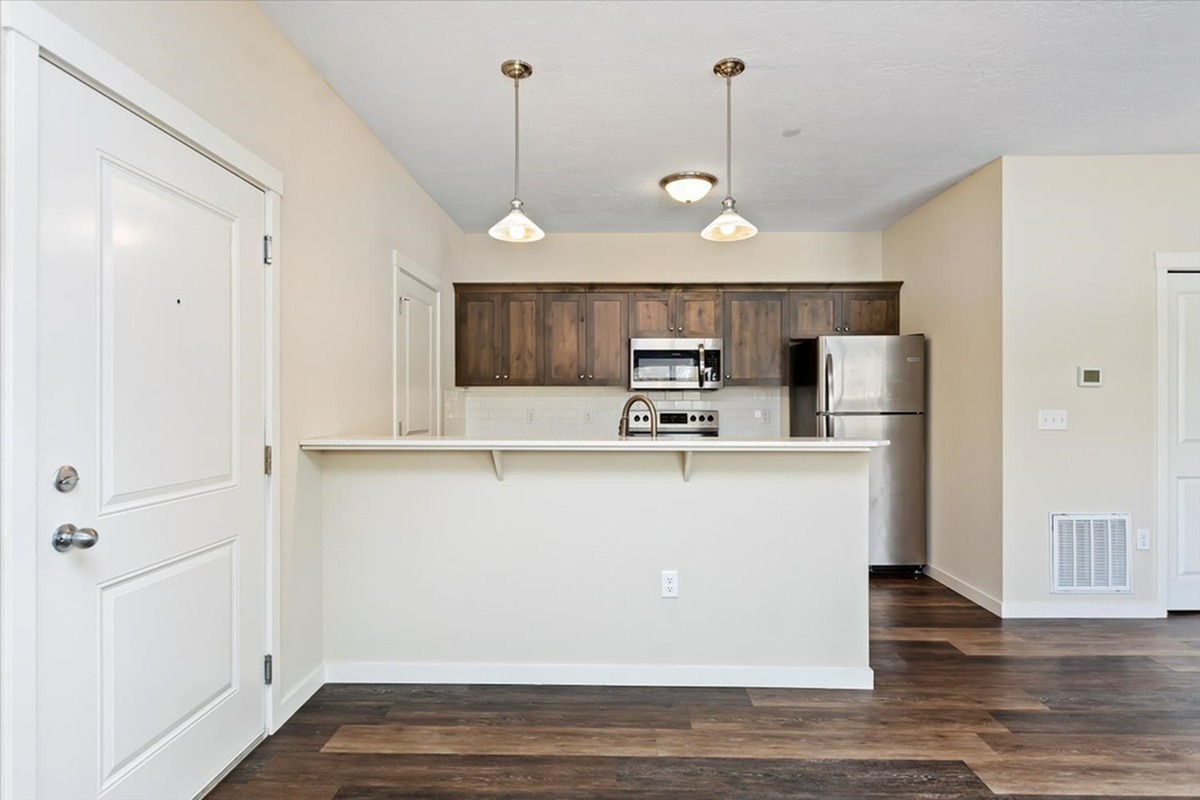 Owyhee Park Apartments