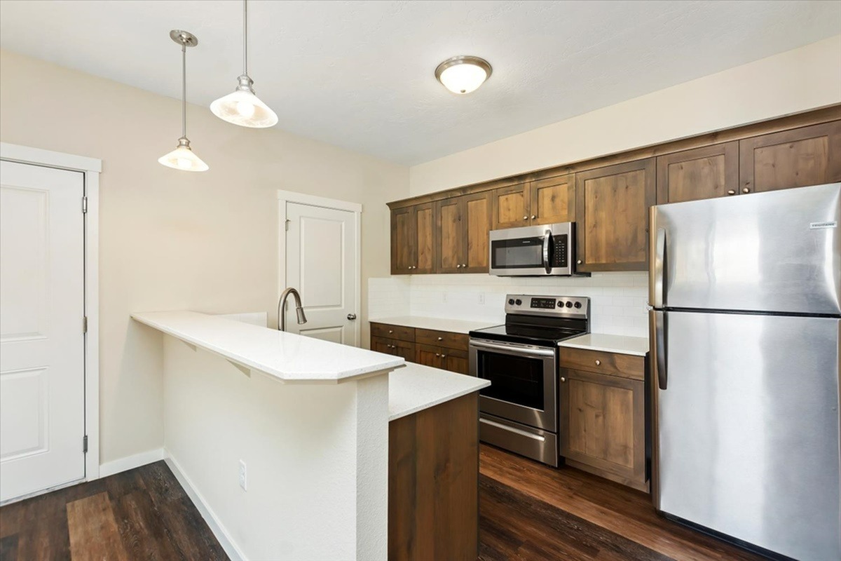 Owyhee Park Apartments
