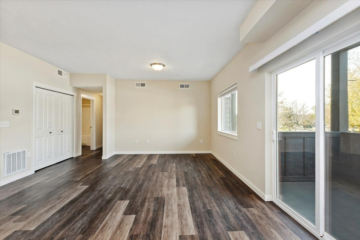 Owyhee Park Apartments
