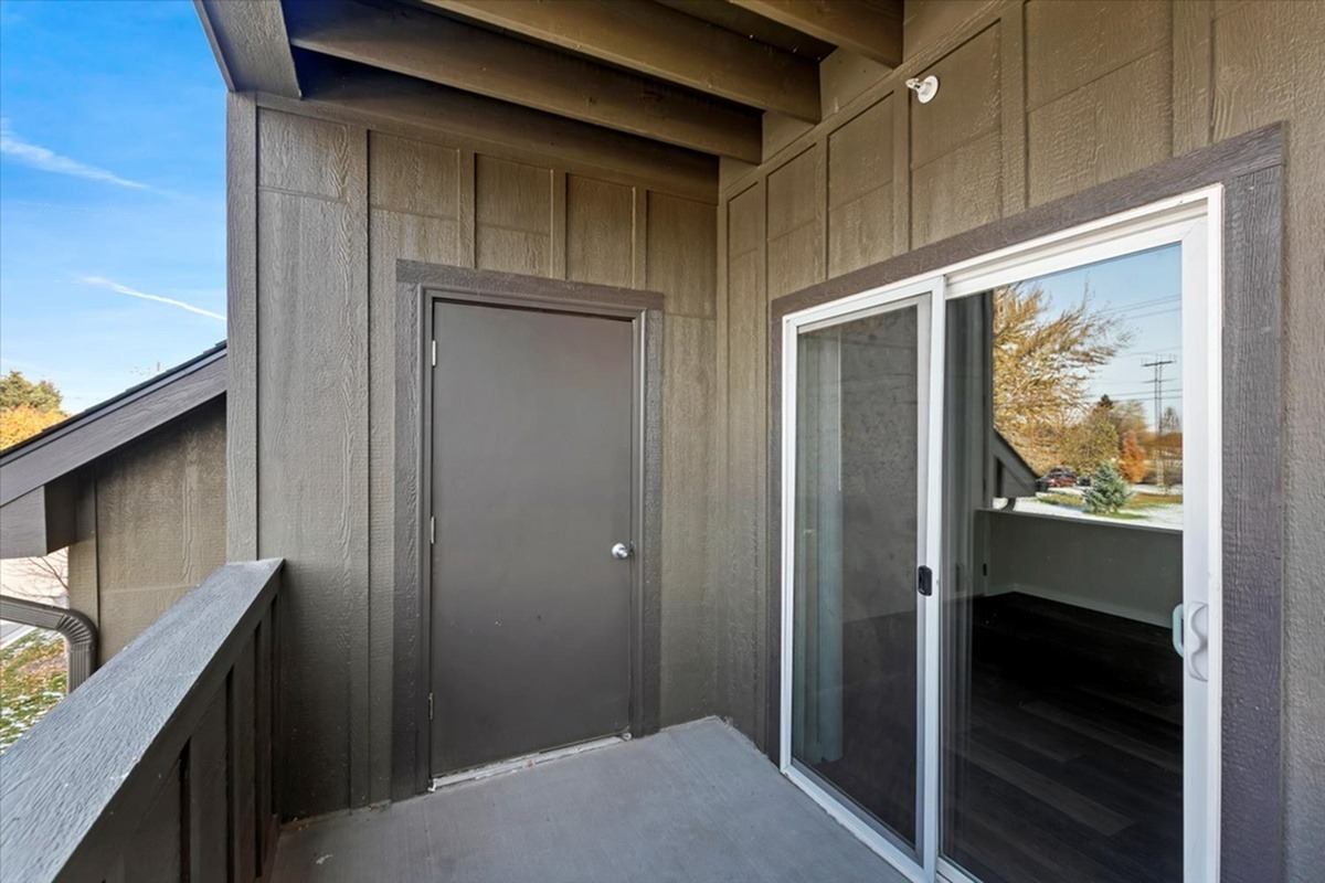 Owyhee Park Apartments