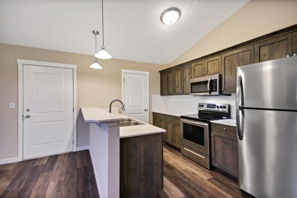 Owyhee Park Apartments