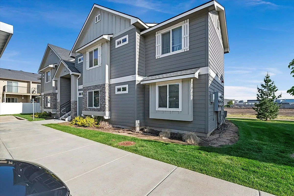 Whistlestop two bedroom apartment