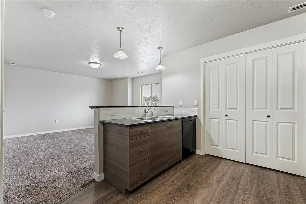Whistlestop apartments Meridian Idaho One bedroom apartment