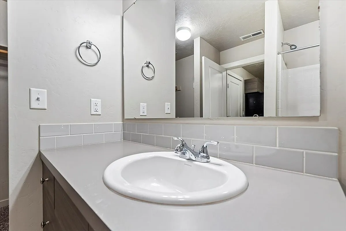 Whistlestop apartments Meridian Idaho One bedroom apartment