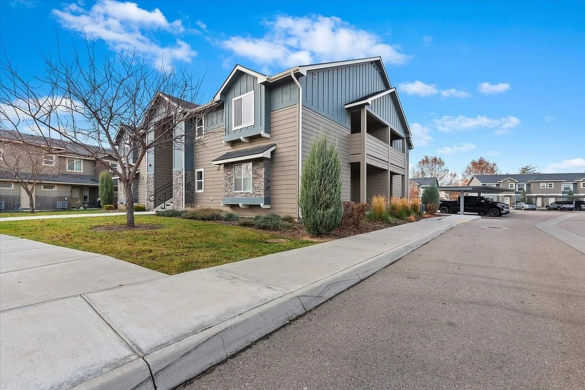 Whistlestop apartments Meridian Idaho One bedroom apartment