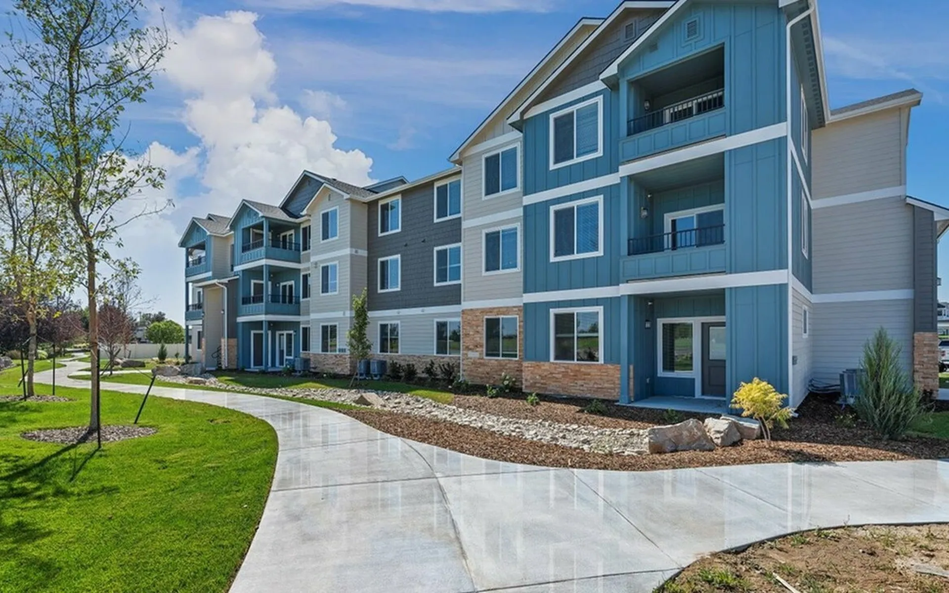 summit exterior