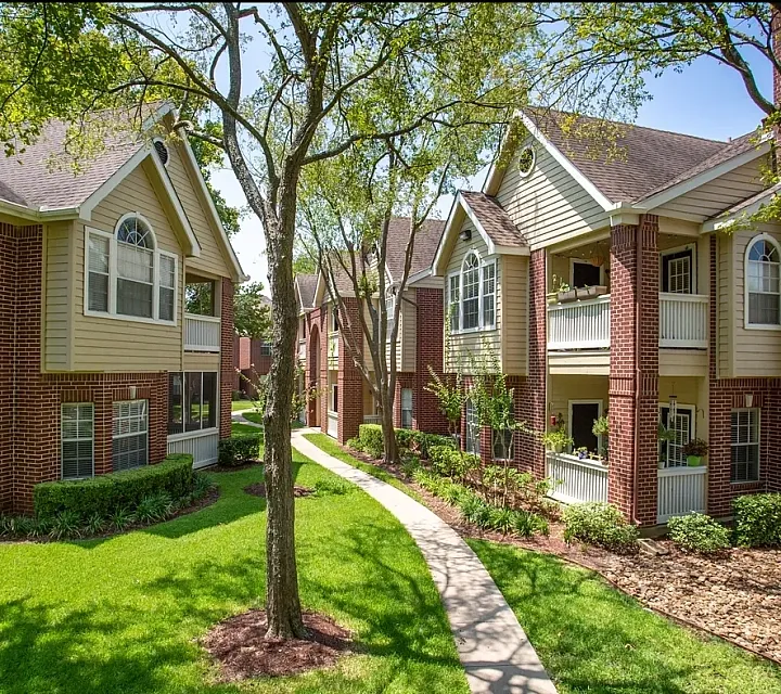 Ashford Remington Outside