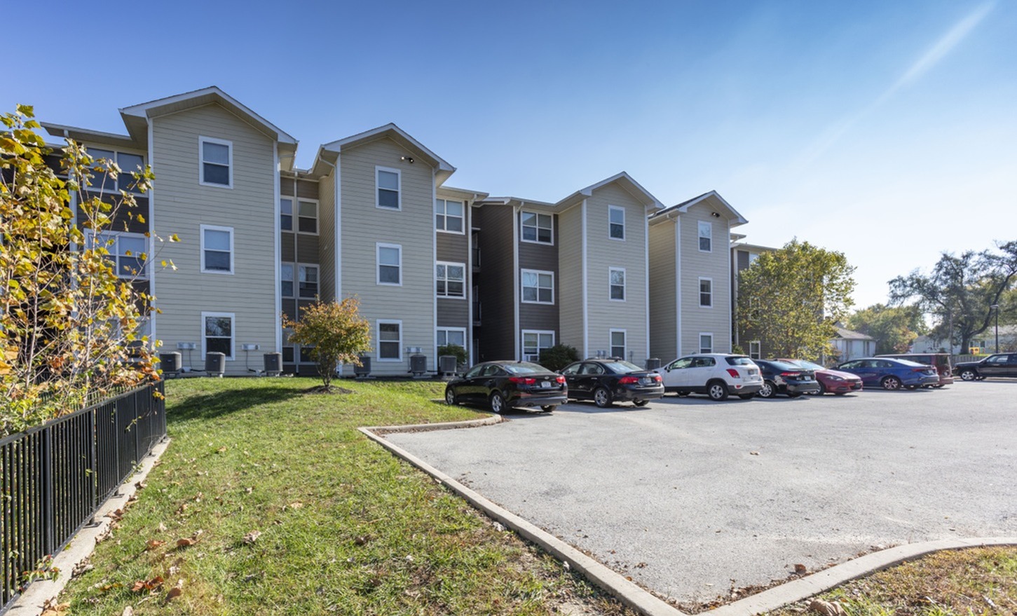 See the Photos of The Annex of Kokomo. Student Apartments.