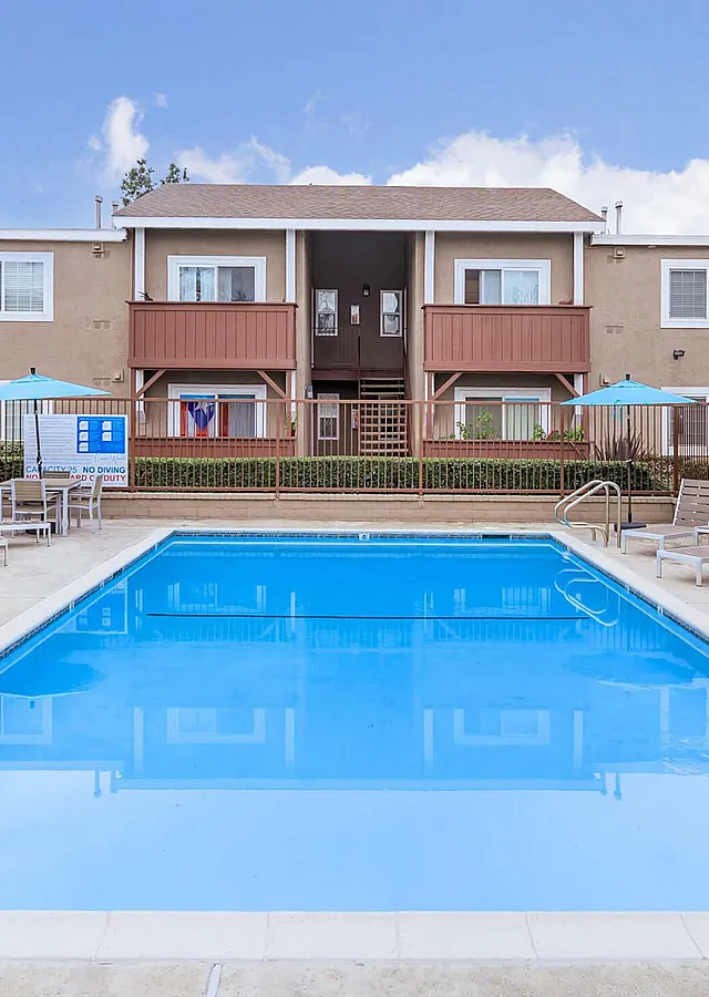 Copper Wood Apartments Swimming Pool