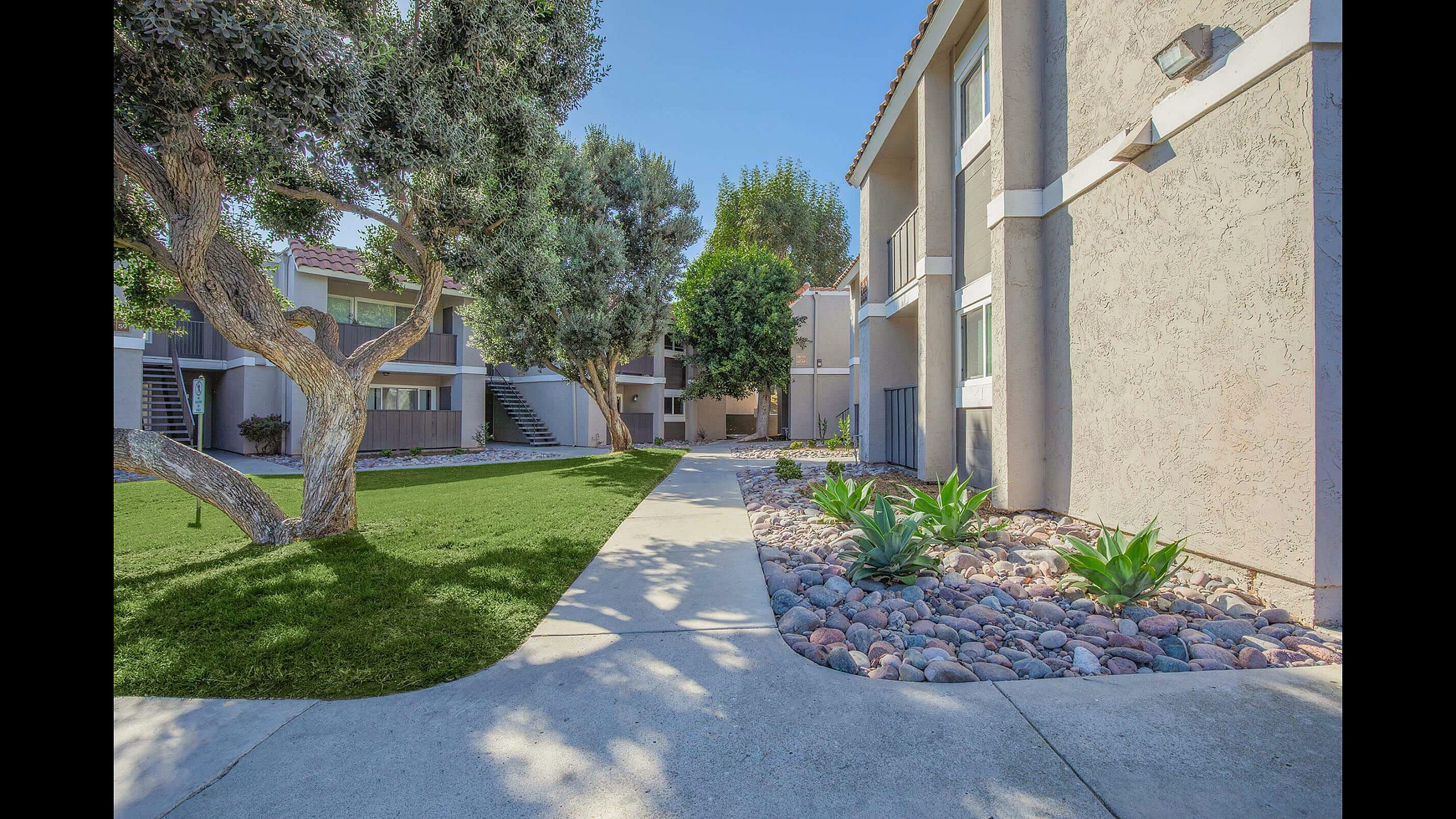 Ocean Vista Apartments Building Exterior and Walkway