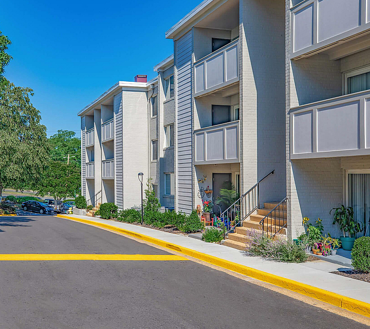 The Oliver in Alexandria Modern Building Exterior with Private Balconies