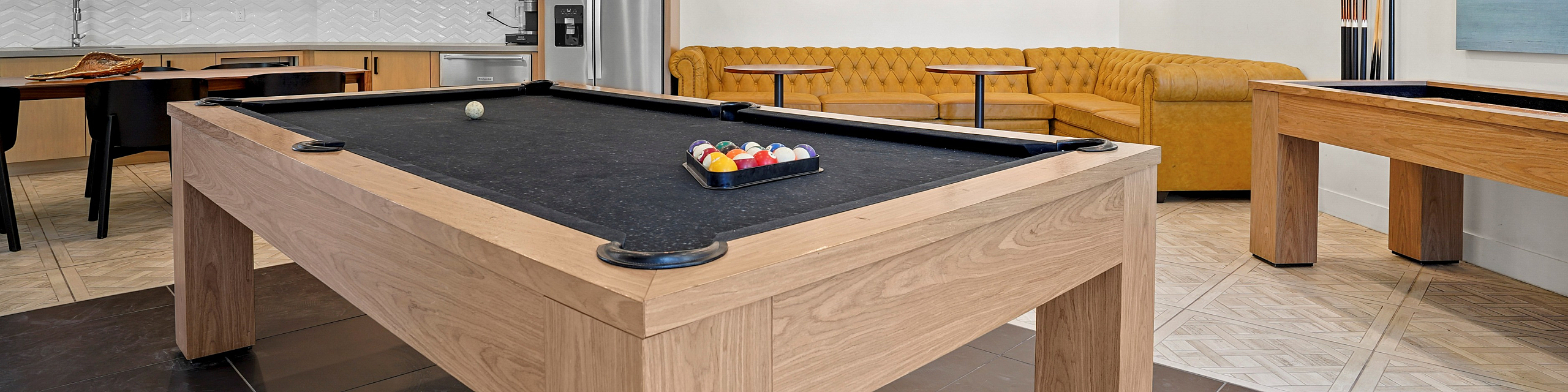 Pool table