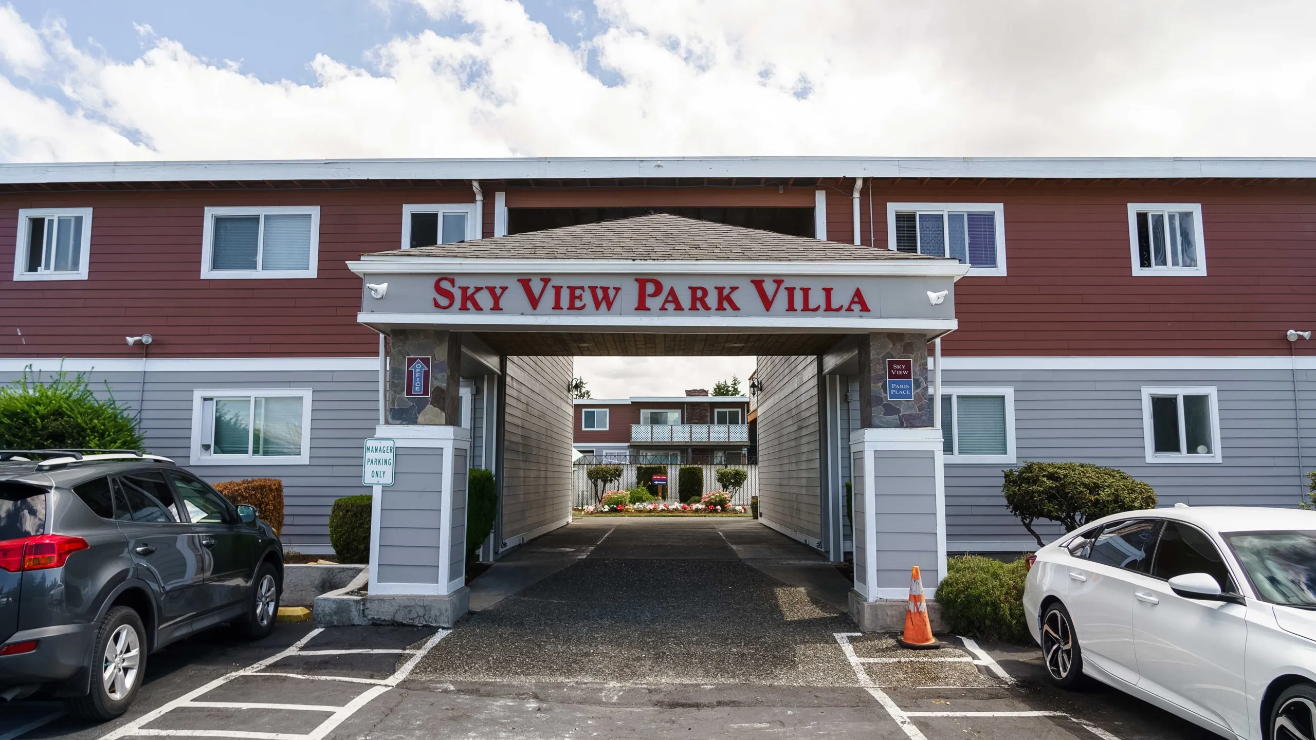 SKYVIEW SIGN