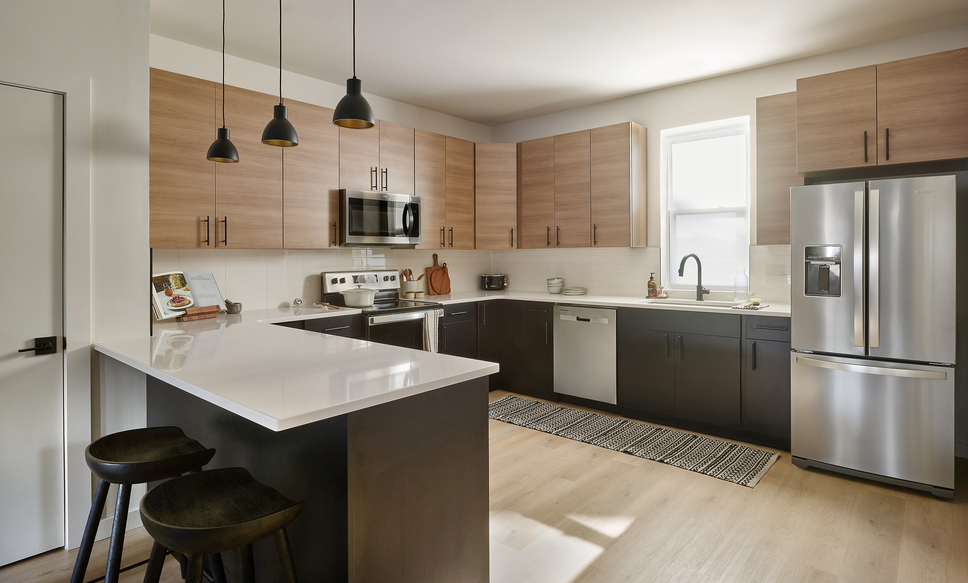 WeHo Nashville townhomes for rent with quartz counter tops.