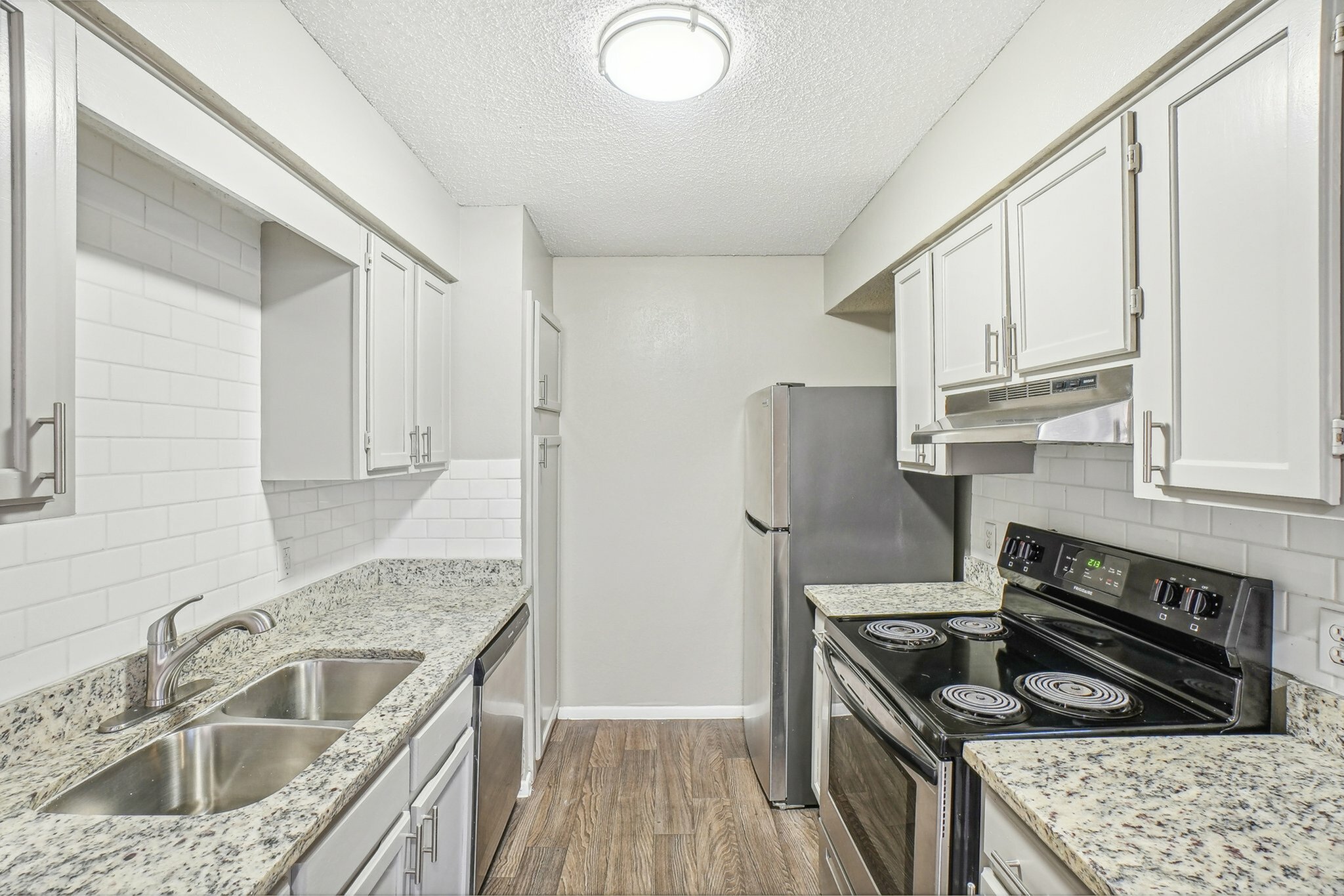 Fort Worth apartment kitchen
