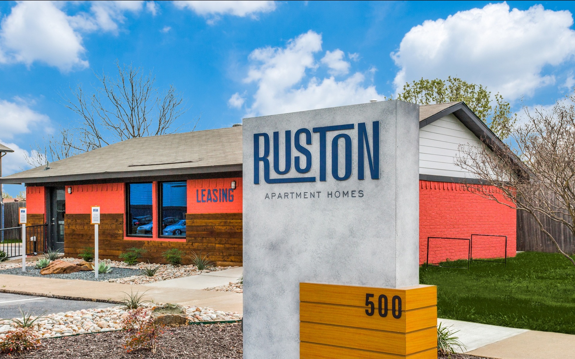 The Ruston Apartments In Saginaw, TX